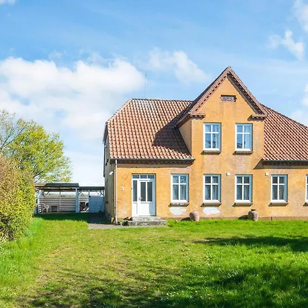 6 Person In * Grenå