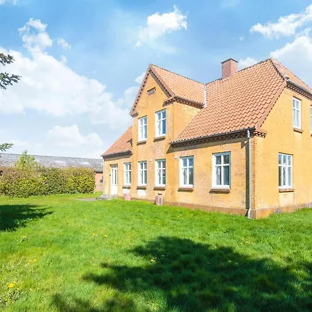 Holiday home Liii Grenaa